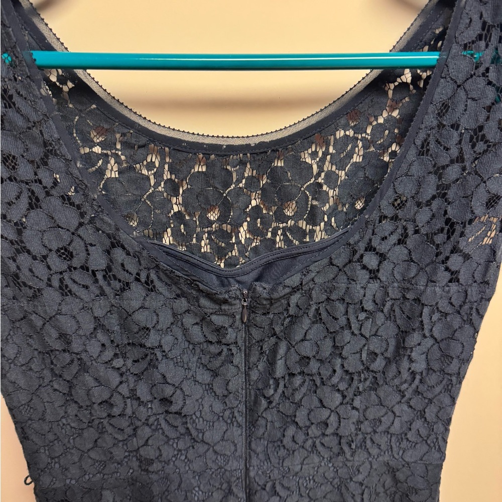 White House Black Market Navy Lace Mini Dress - Picture 7 of 9